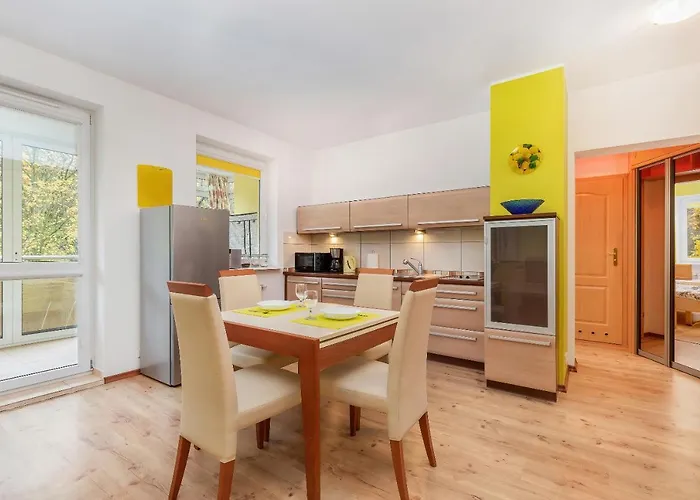 Spacerowa By Renters Apartman *