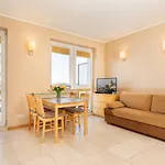 Apartment Spacerowa By Renters *