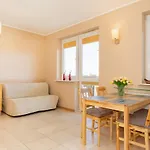 Spacerowa By Renters Apartment