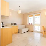 Spacerowa By Renters Apartment